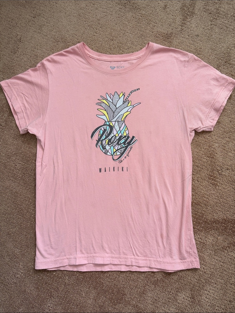 Roxy Crew Neck Short Sleeve Tee Waikiki Exclusive Pineapple Print Size M Coral